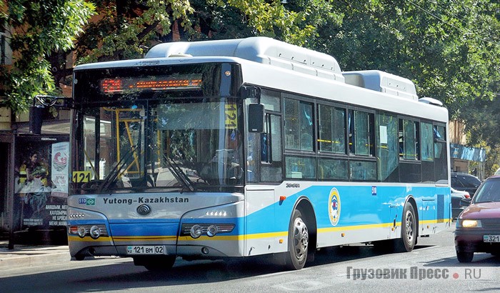 Обратите внимание на название автобуса – [b]Yutong-Kazakhstan ZK 6118HGA[/b]. Всё верно – спецзаказ…